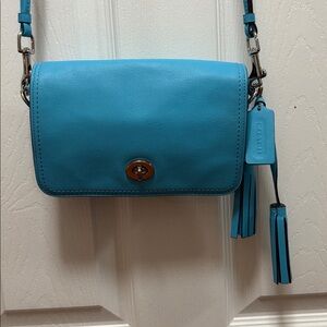 Coach A1371-19914 Legacy Penny Turn-lock Crossbody in Turquoise Leather BNOT